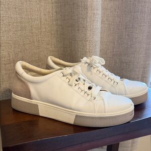 White Casual Sneakers